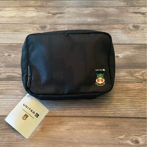 United x Wrexham AFC | Amenity Pouch
